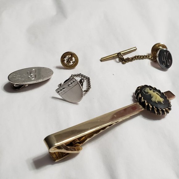 Tie Tacs and Bar assortment. - Picture 1 of 2